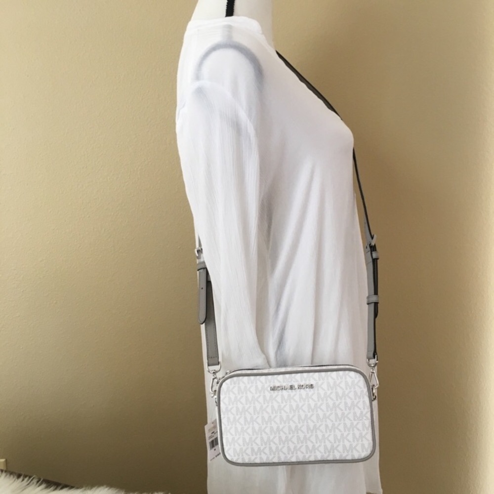 Last one✨Michael Kors small Connie Crossbody Bag - Picture 8 of 8